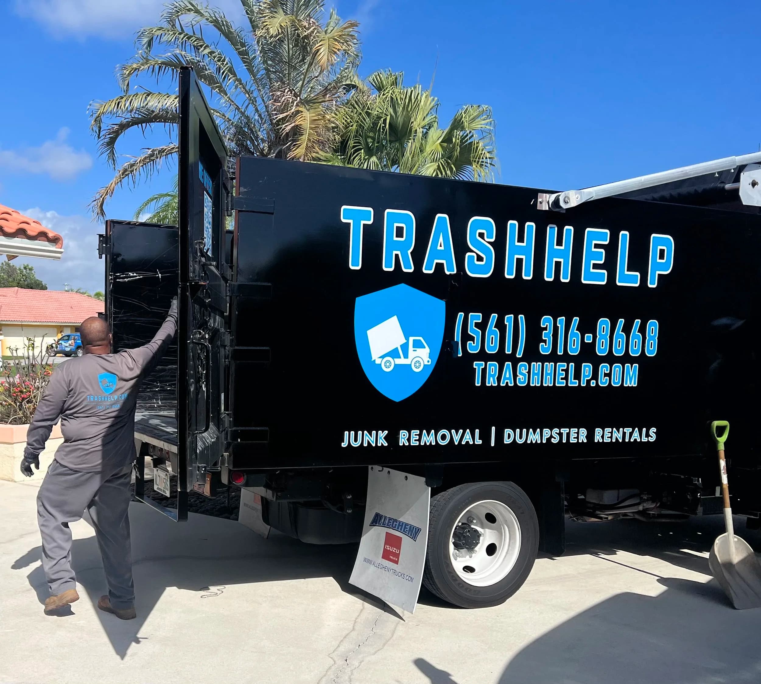 TrashHelp junk removal crew